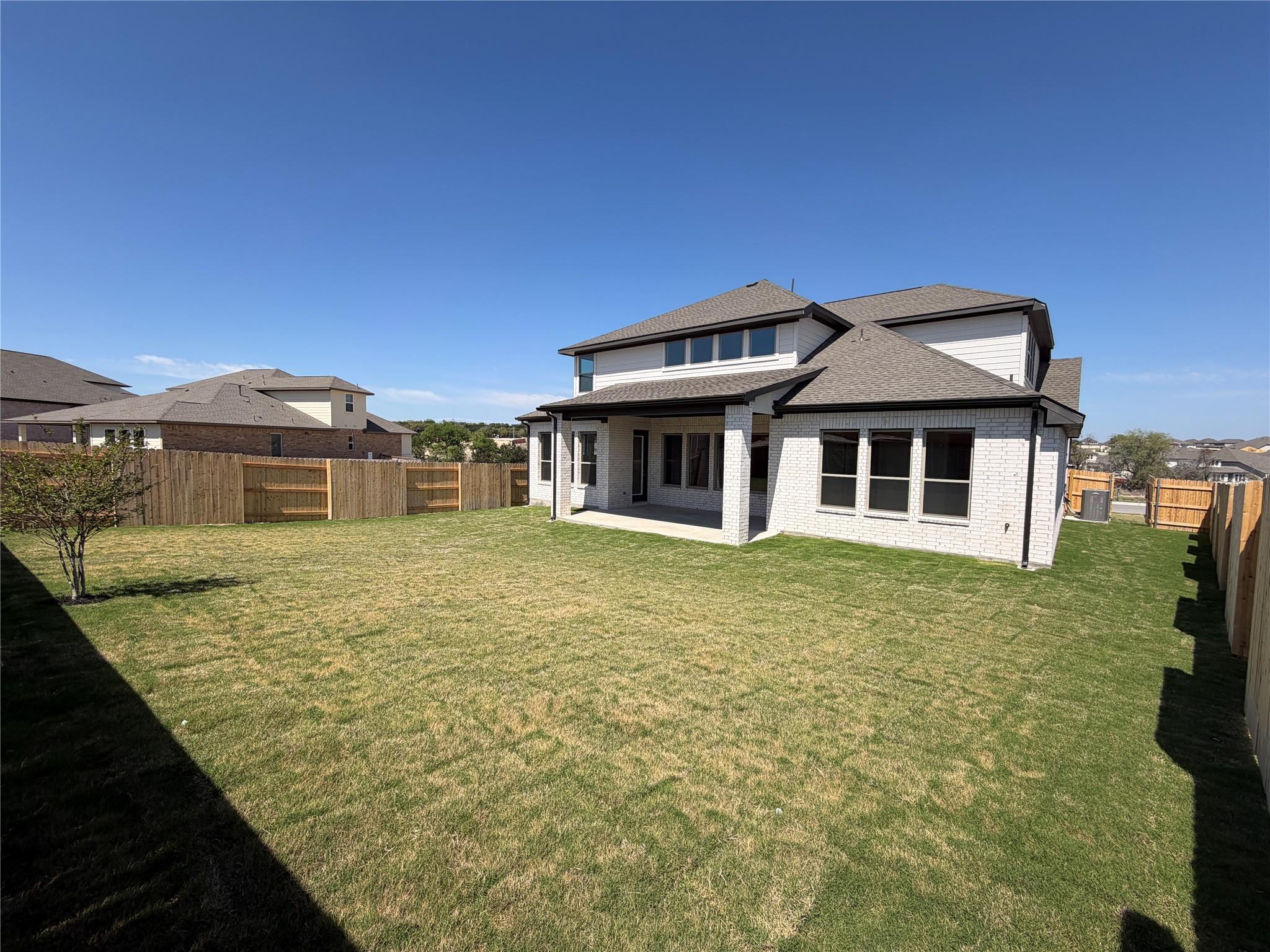 109 Statue Dr, Liberty Hill, TX 78642