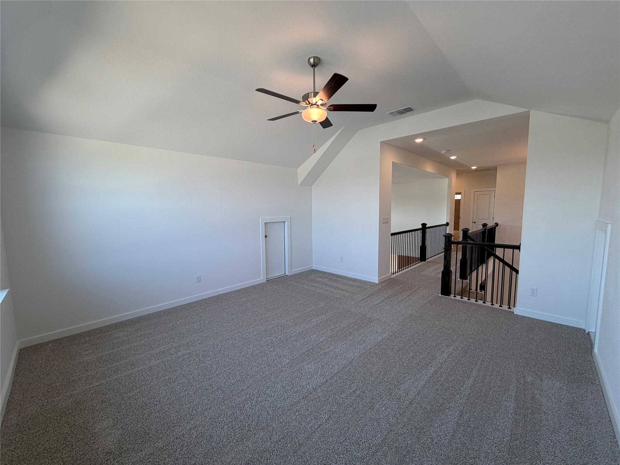 109 Statue Dr, Liberty Hill, TX 78642