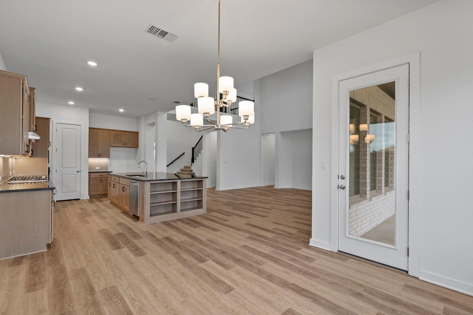 109 Statue Dr, Liberty Hill, TX 78642