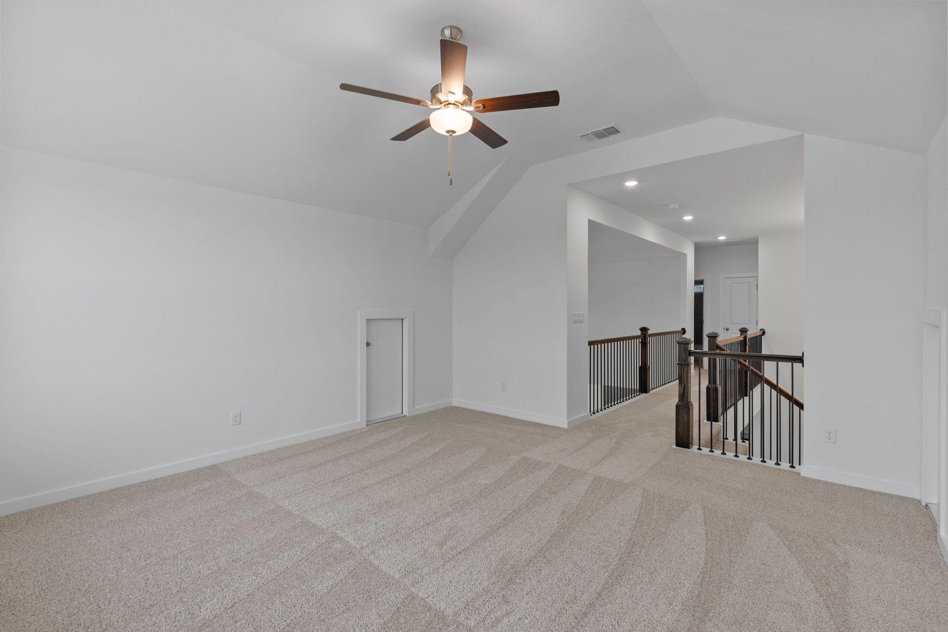 109 Statue Dr, Liberty Hill, TX 78642