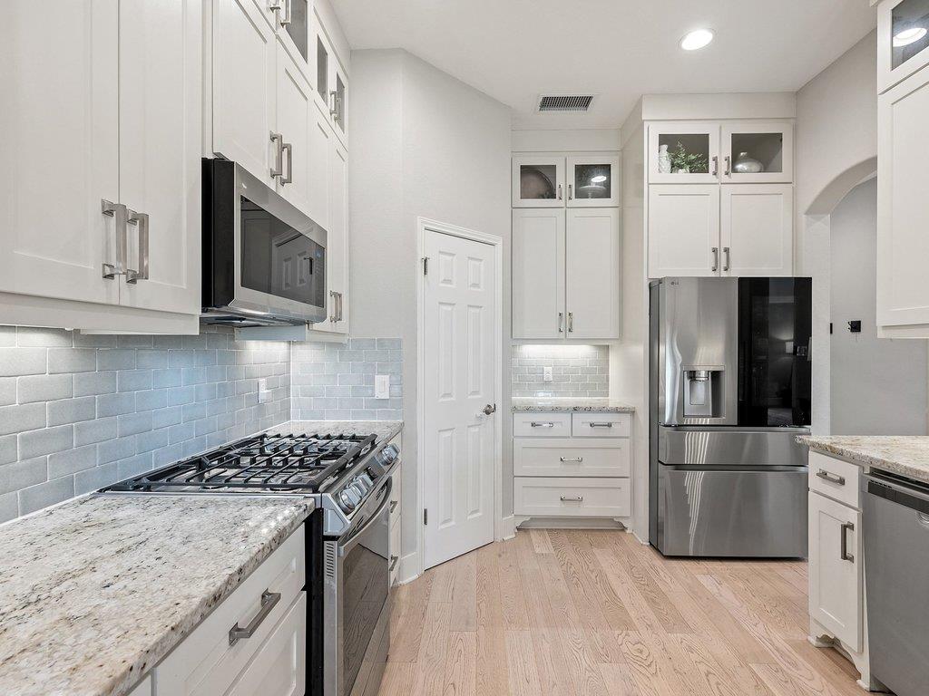 608 Ranier Ln, Round Rock, TX 78665