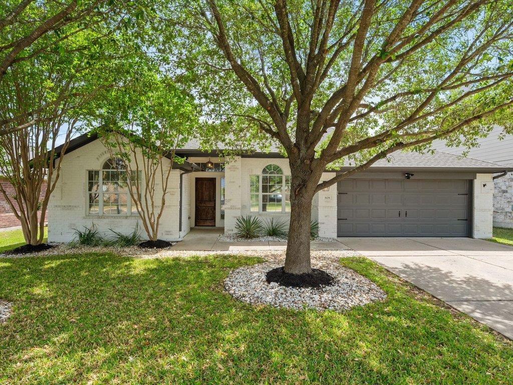 608 Ranier Ln, Round Rock, TX 78665