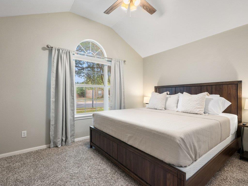 608 Ranier Ln, Round Rock, TX 78665