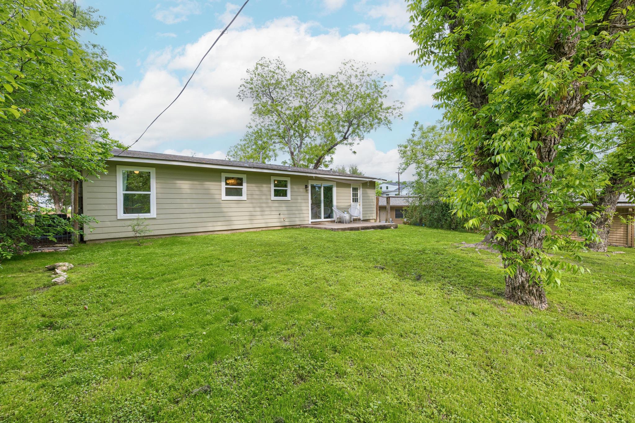 1813 Loreto Dr, Austin, TX 78721