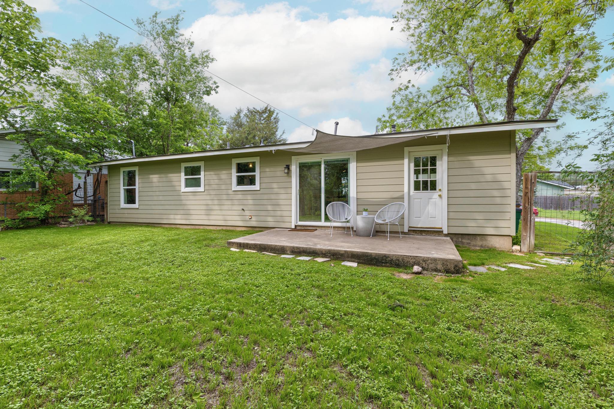 1813 Loreto Dr, Austin, TX 78721