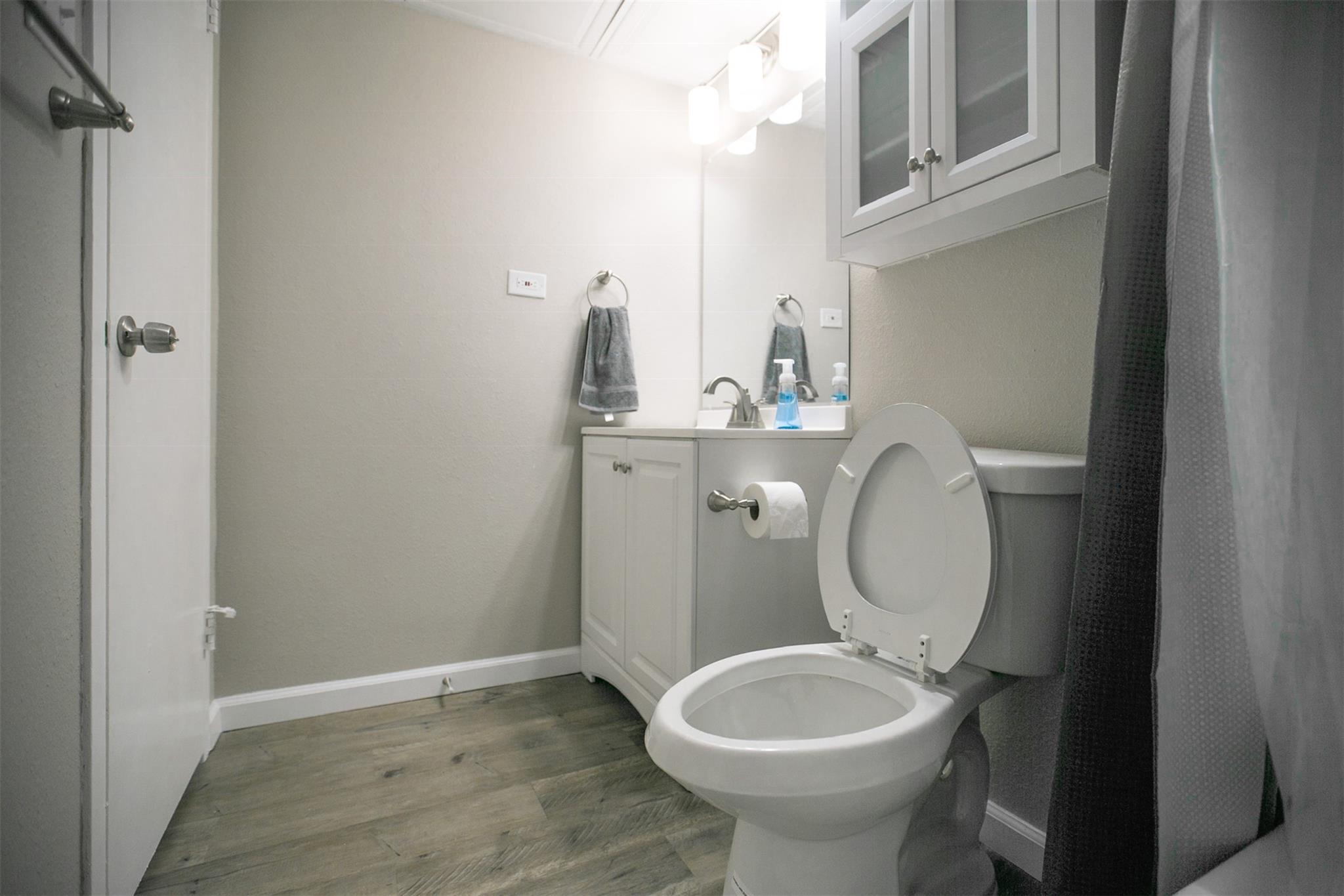 1800 Lavaca St # A-608, Austin, TX 78701