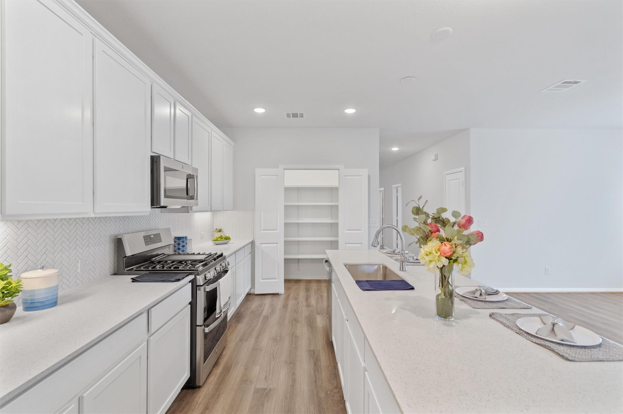 249 Crystal Brook Dr, Liberty Hill, TX 78642