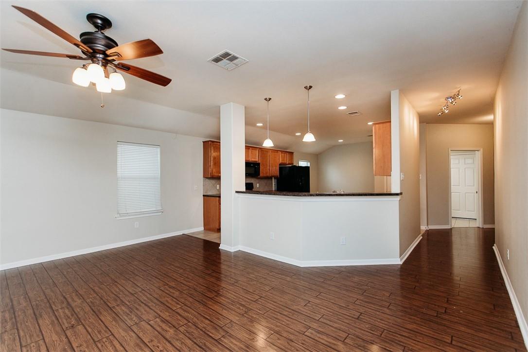 429 Blackman Trl, Hutto, TX 78634