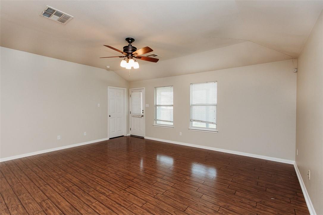 429 Blackman Trl, Hutto, TX 78634