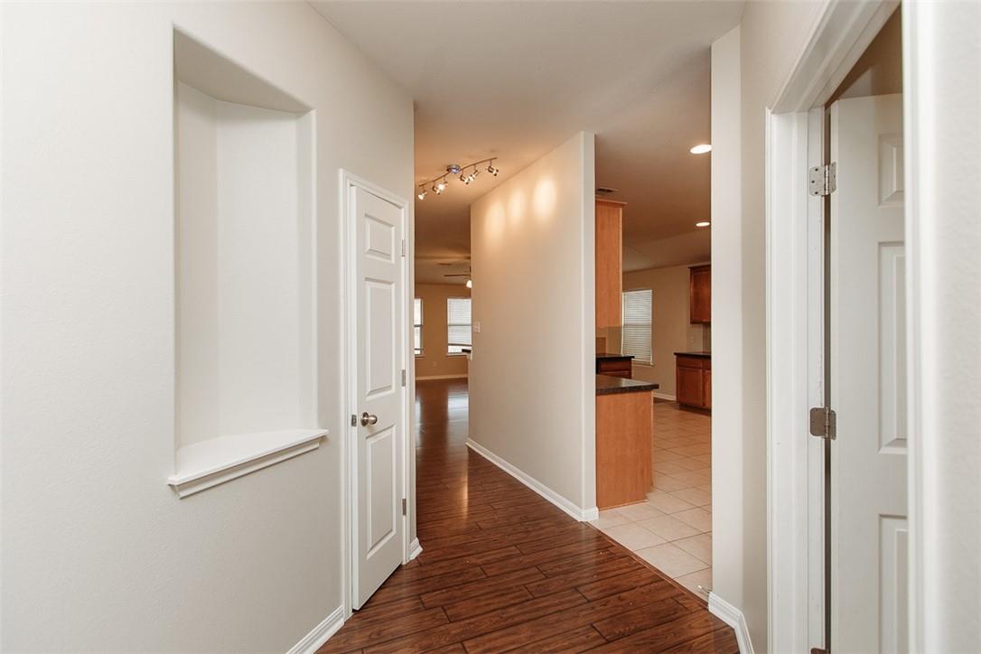 429 Blackman Trl, Hutto, TX 78634