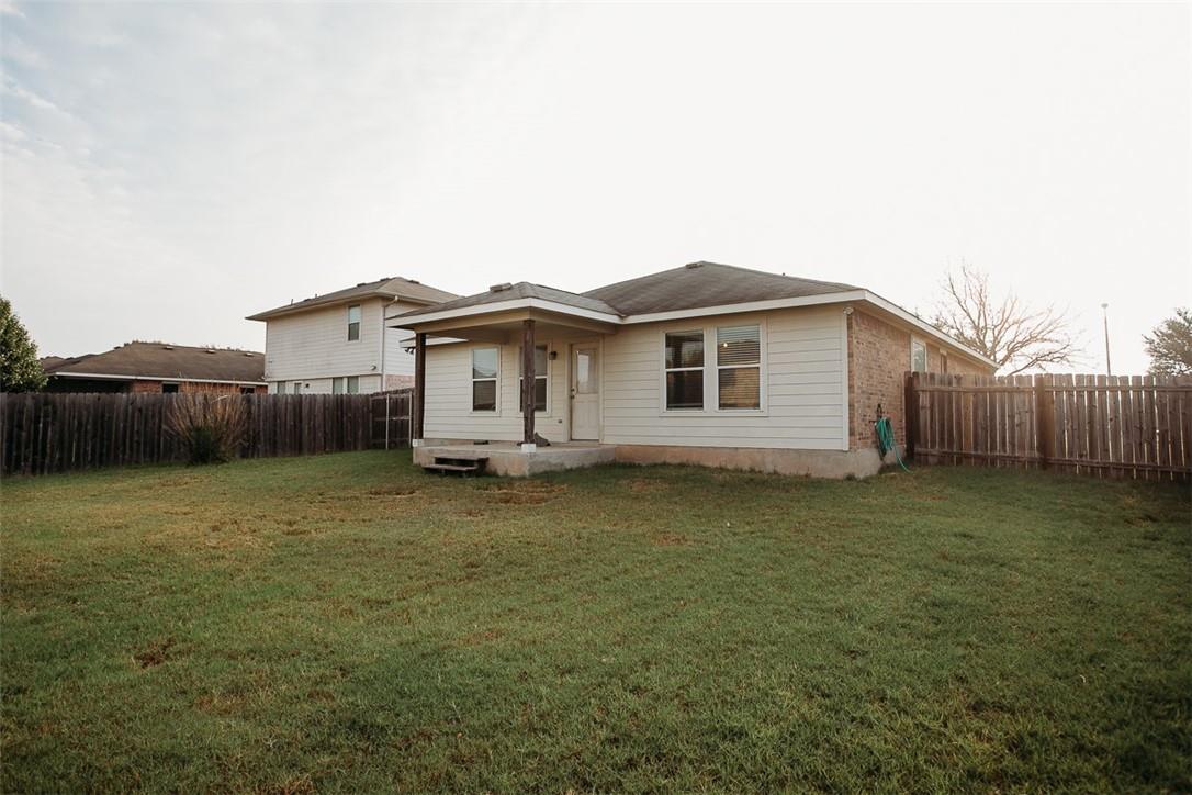 429 Blackman Trl, Hutto, TX 78634