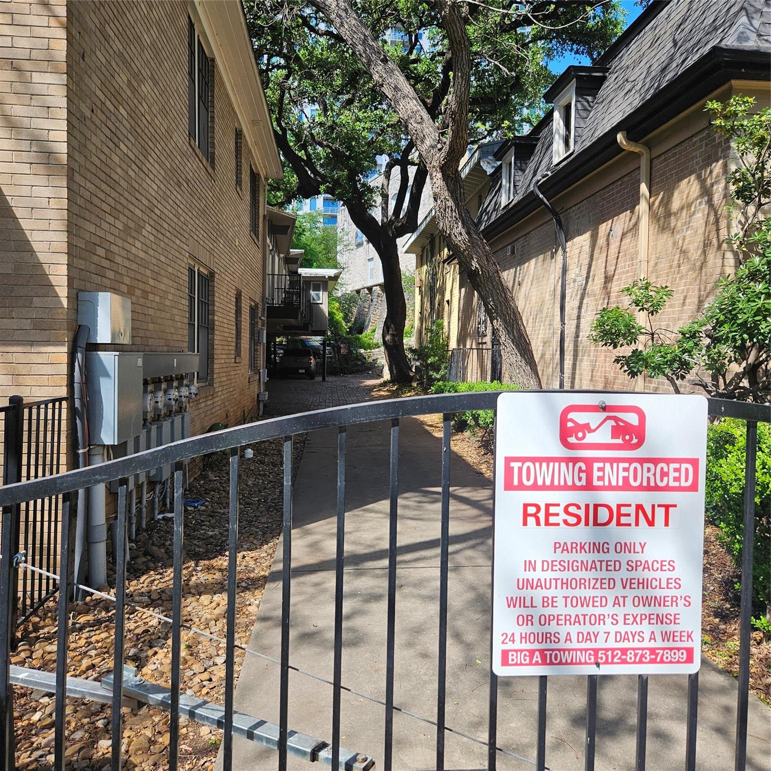 506 W 7th St # 1, Austin, TX 78701