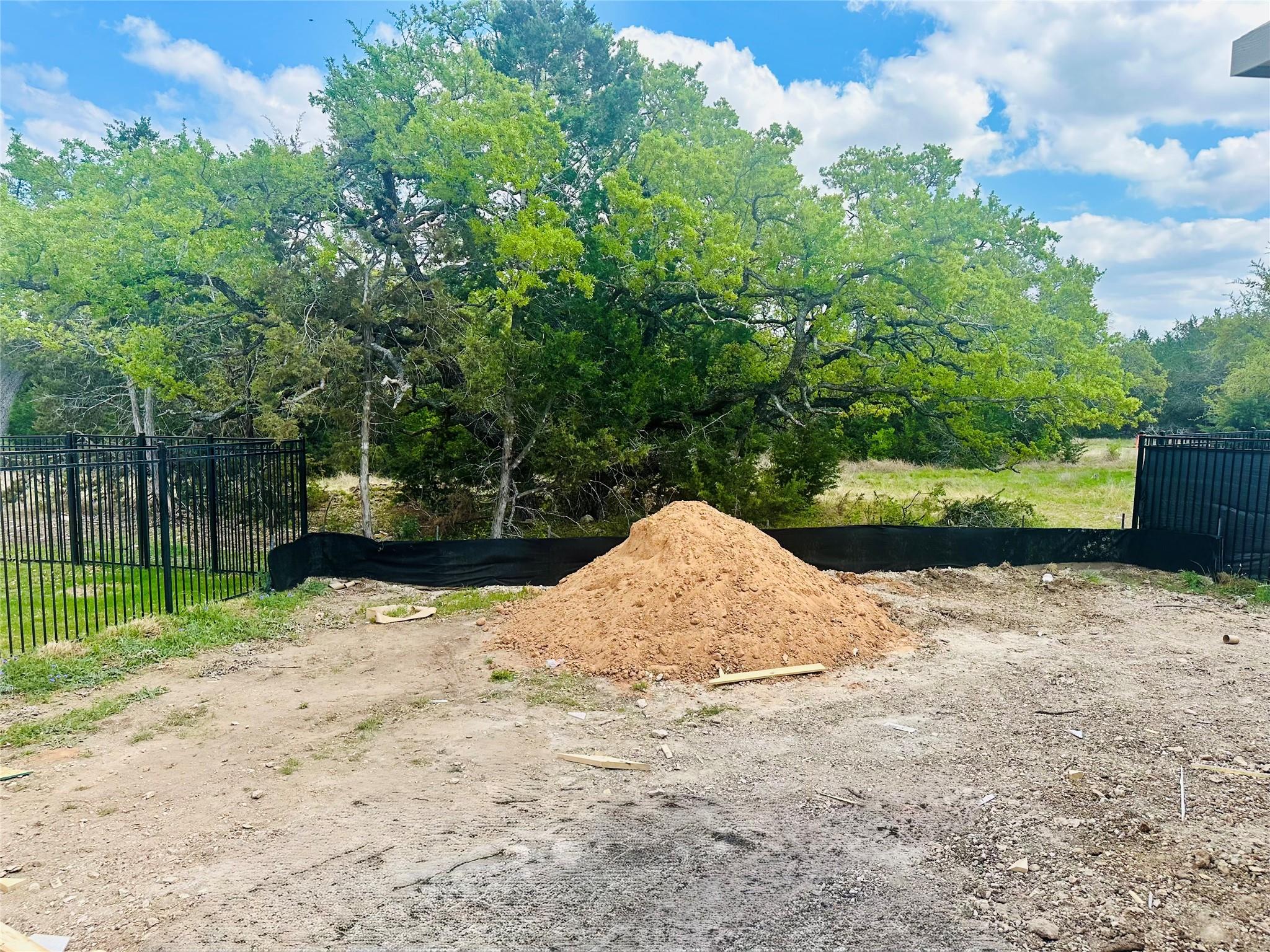 599 Sage Thrasher Cir, Dripping Springs, TX 78620