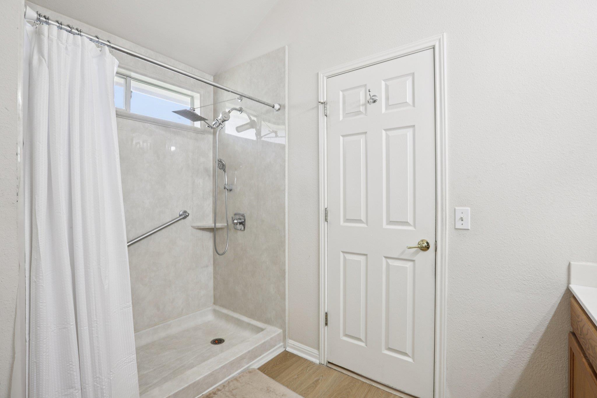 901 Kenneys Way, Round Rock, TX 78665