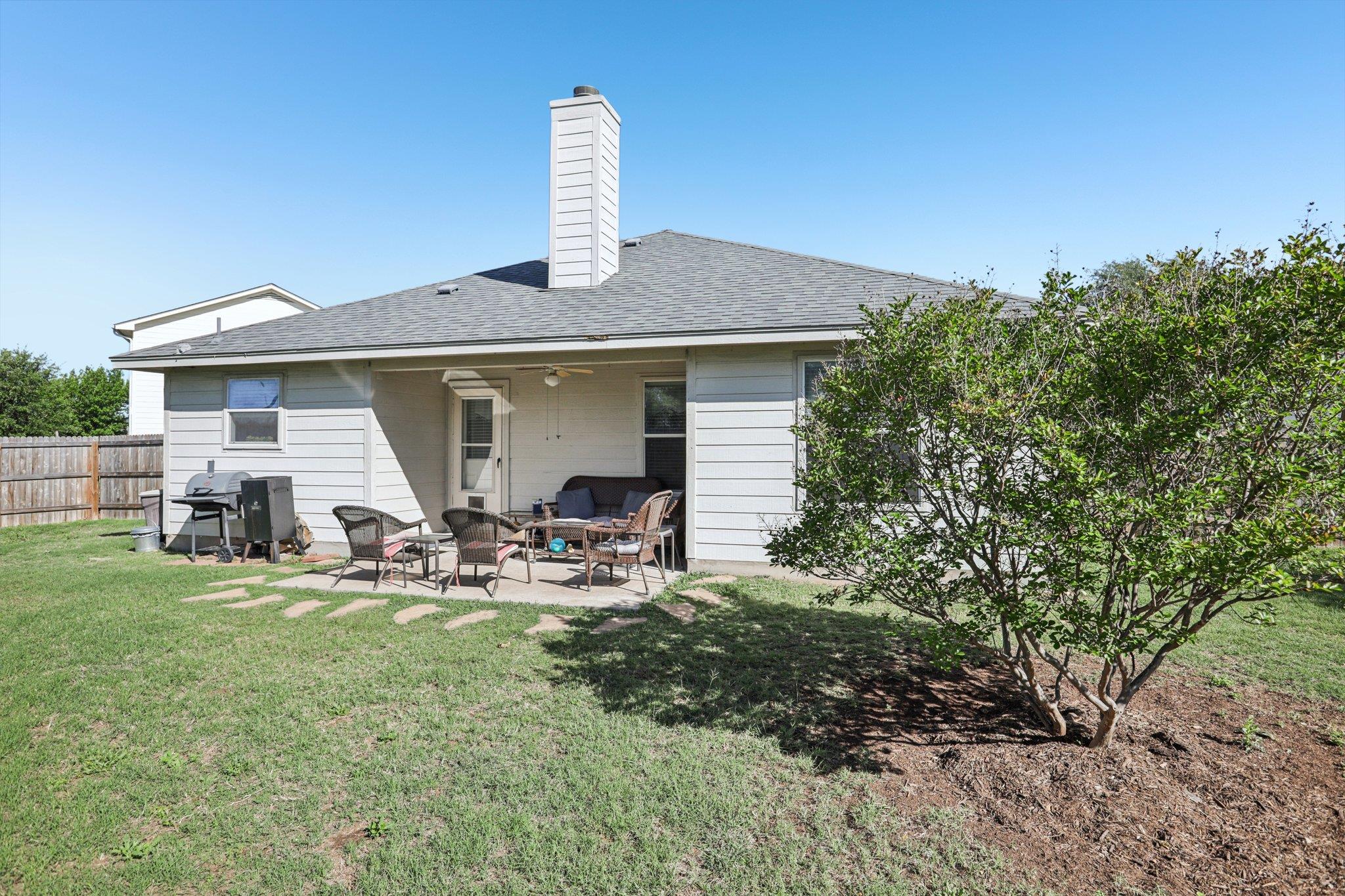 901 Kenneys Way, Round Rock, TX 78665