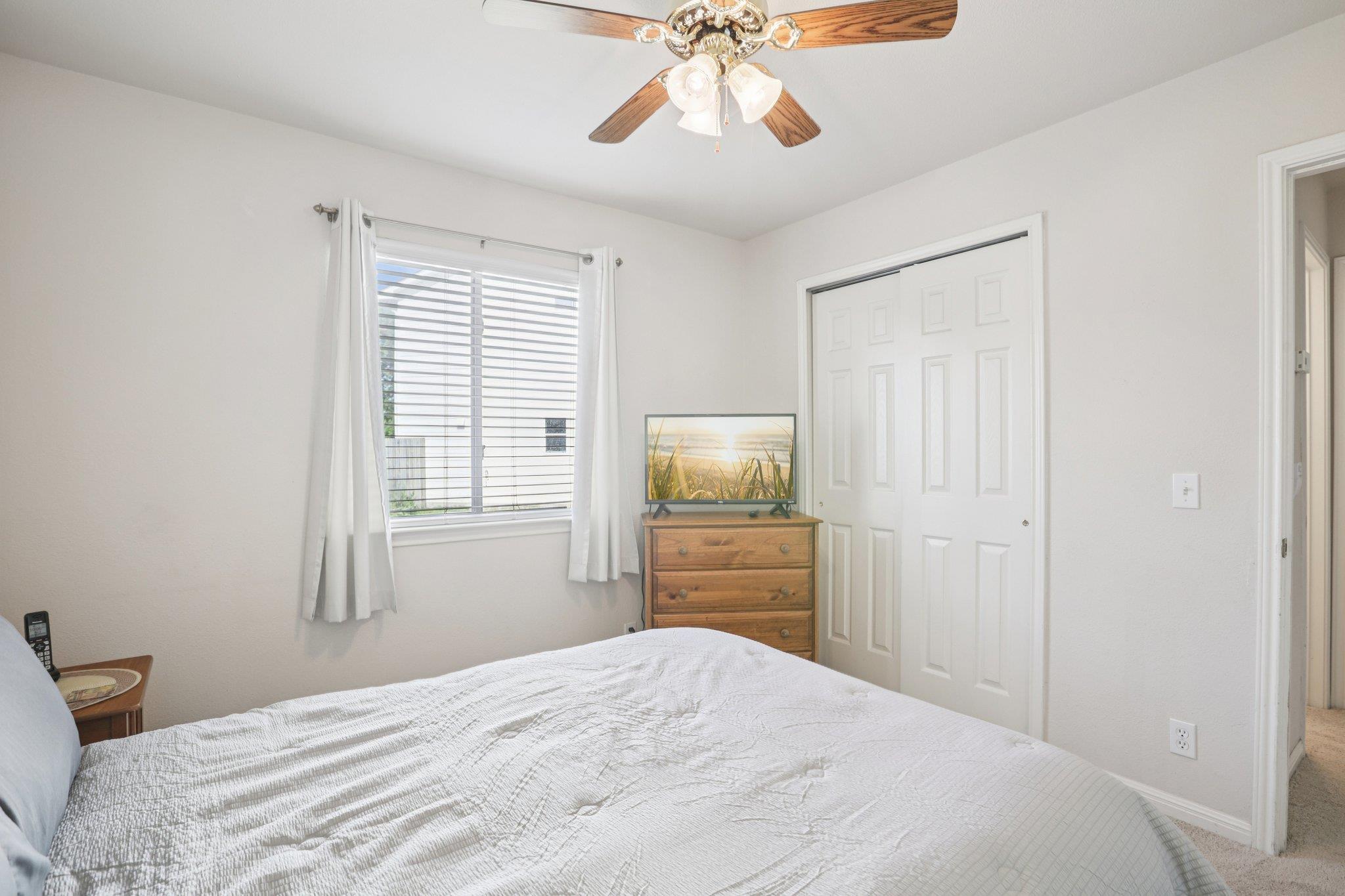 901 Kenneys Way, Round Rock, TX 78665