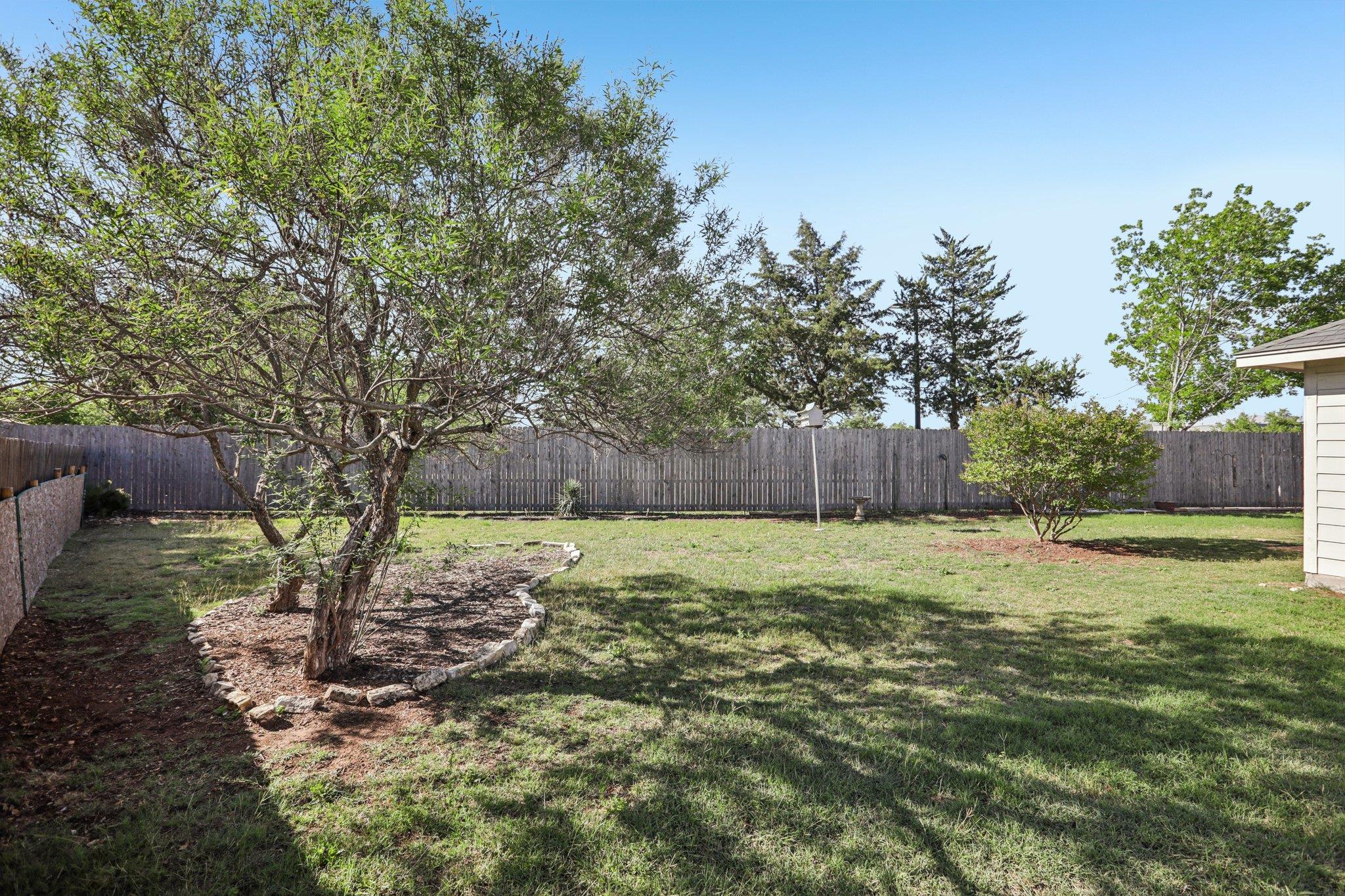 901 Kenneys Way, Round Rock, TX 78665