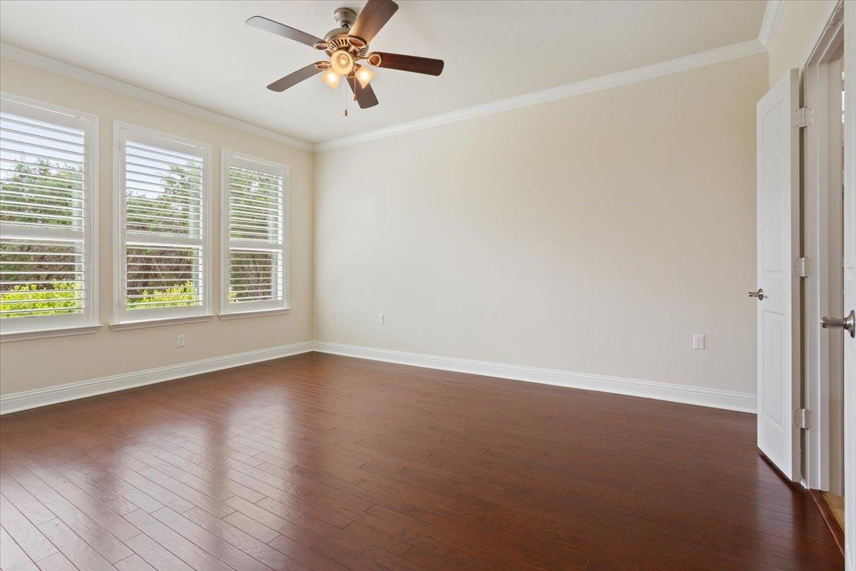 905 Mount Locke Ct, Georgetown, TX 78633