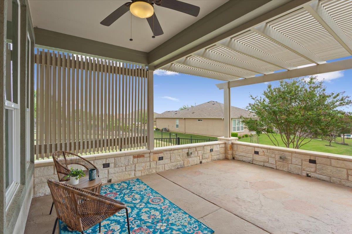 905 Mount Locke Ct, Georgetown, TX 78633
