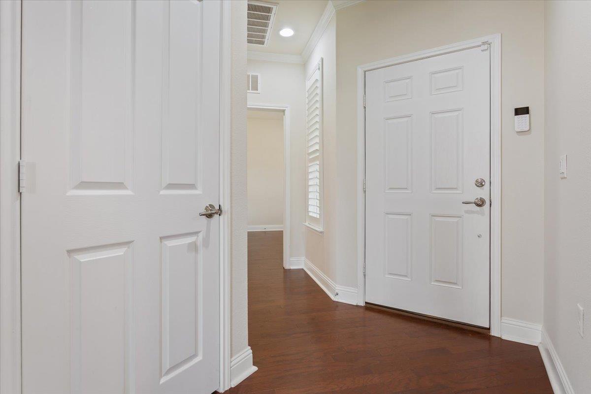 905 Mount Locke Ct, Georgetown, TX 78633