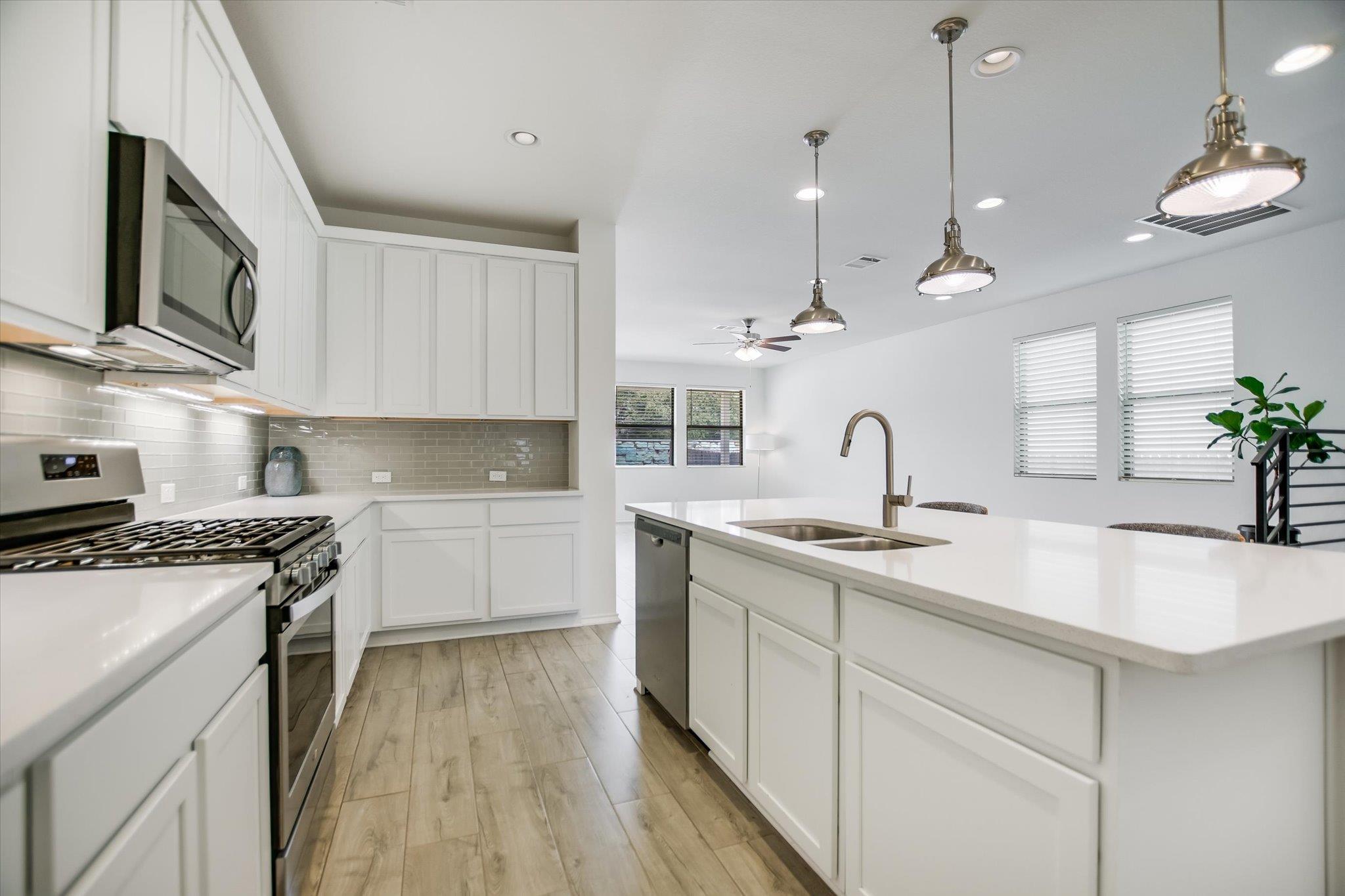 9106 Moonstone Dr, Austin, TX 78729