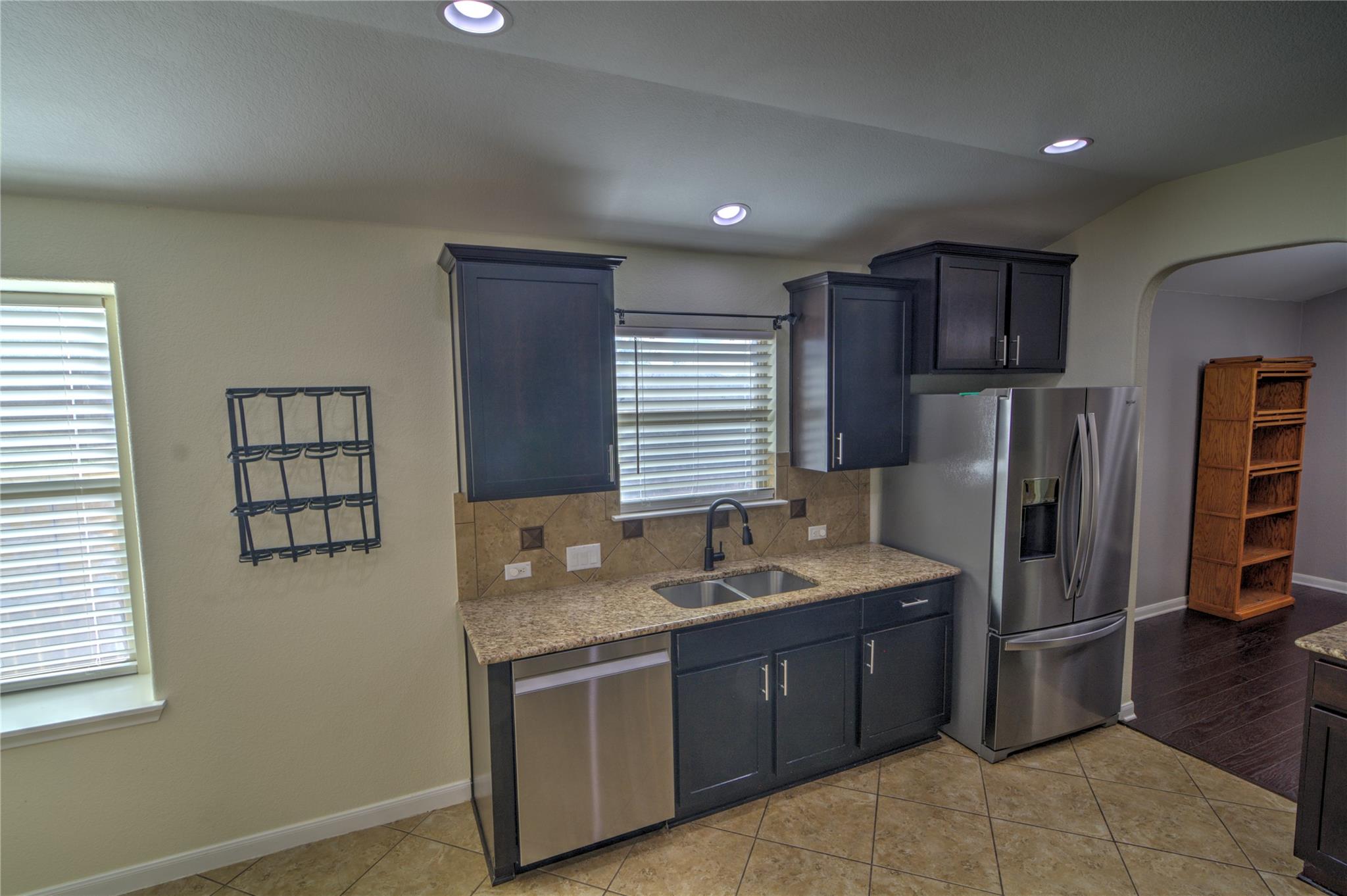 9921 Stratus Dr, Dripping Springs, TX 78620