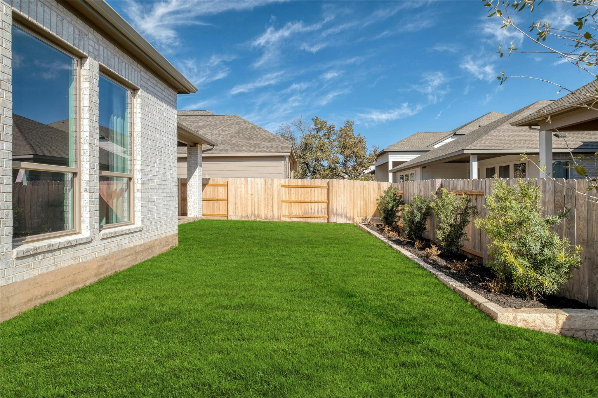 309 Langhorne Bnd, Liberty Hill, TX 78642