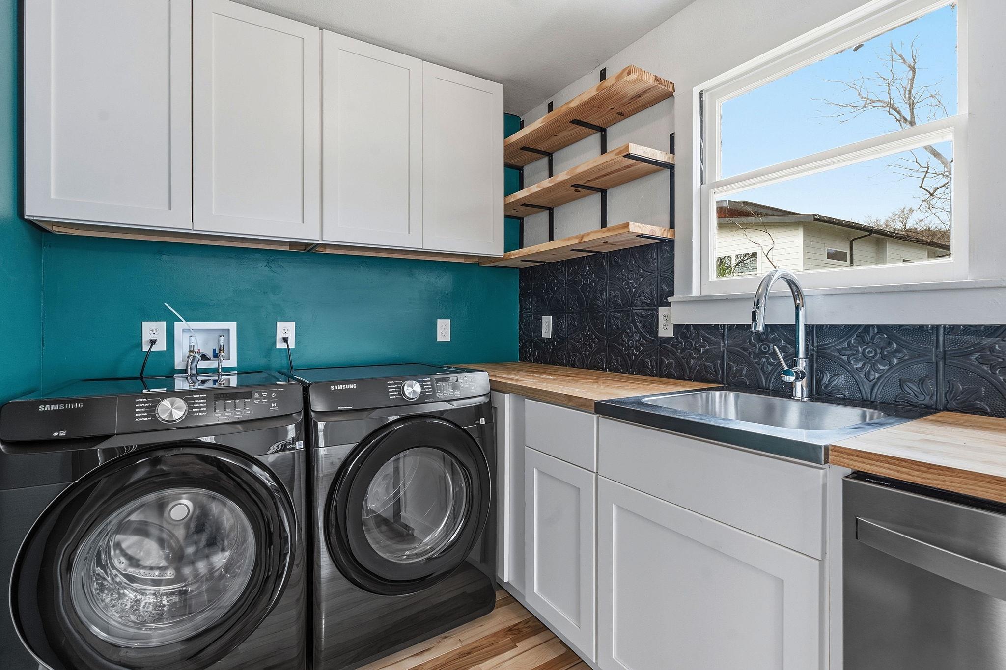 1148 Gunter St # B, Austin, TX 78721