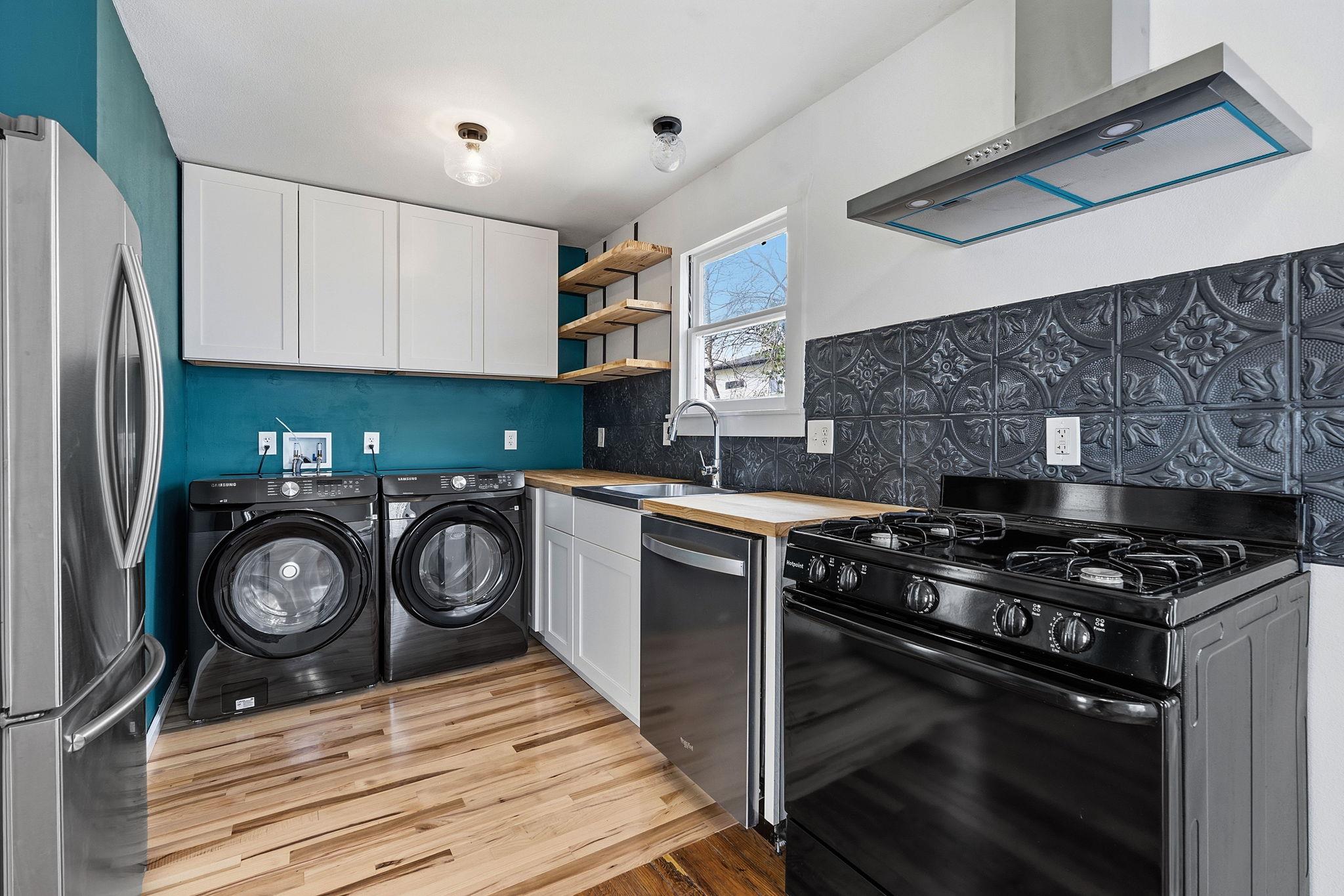 1148 Gunter St # B, Austin, TX 78721