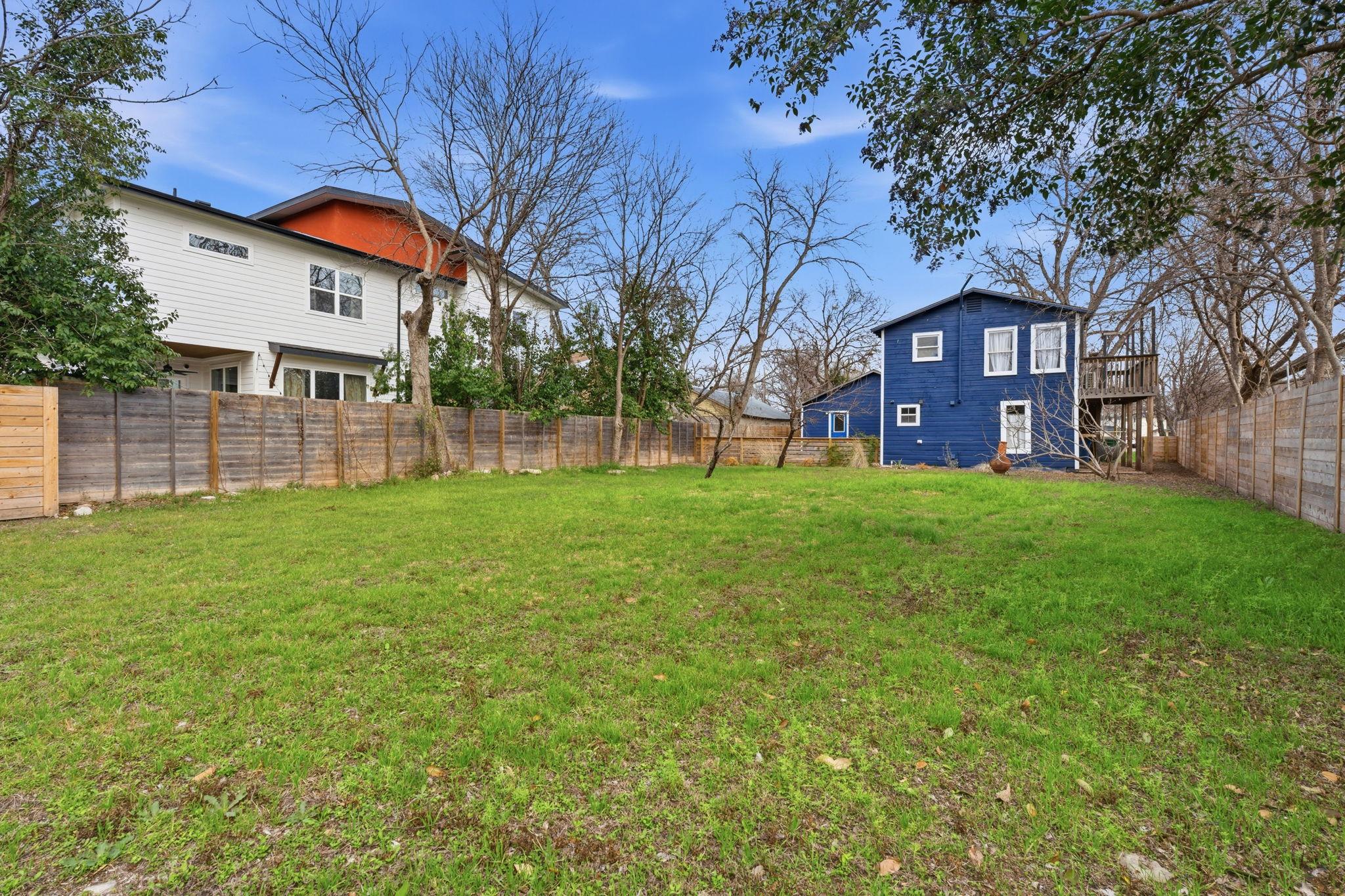 1148 Gunter St # B, Austin, TX 78721