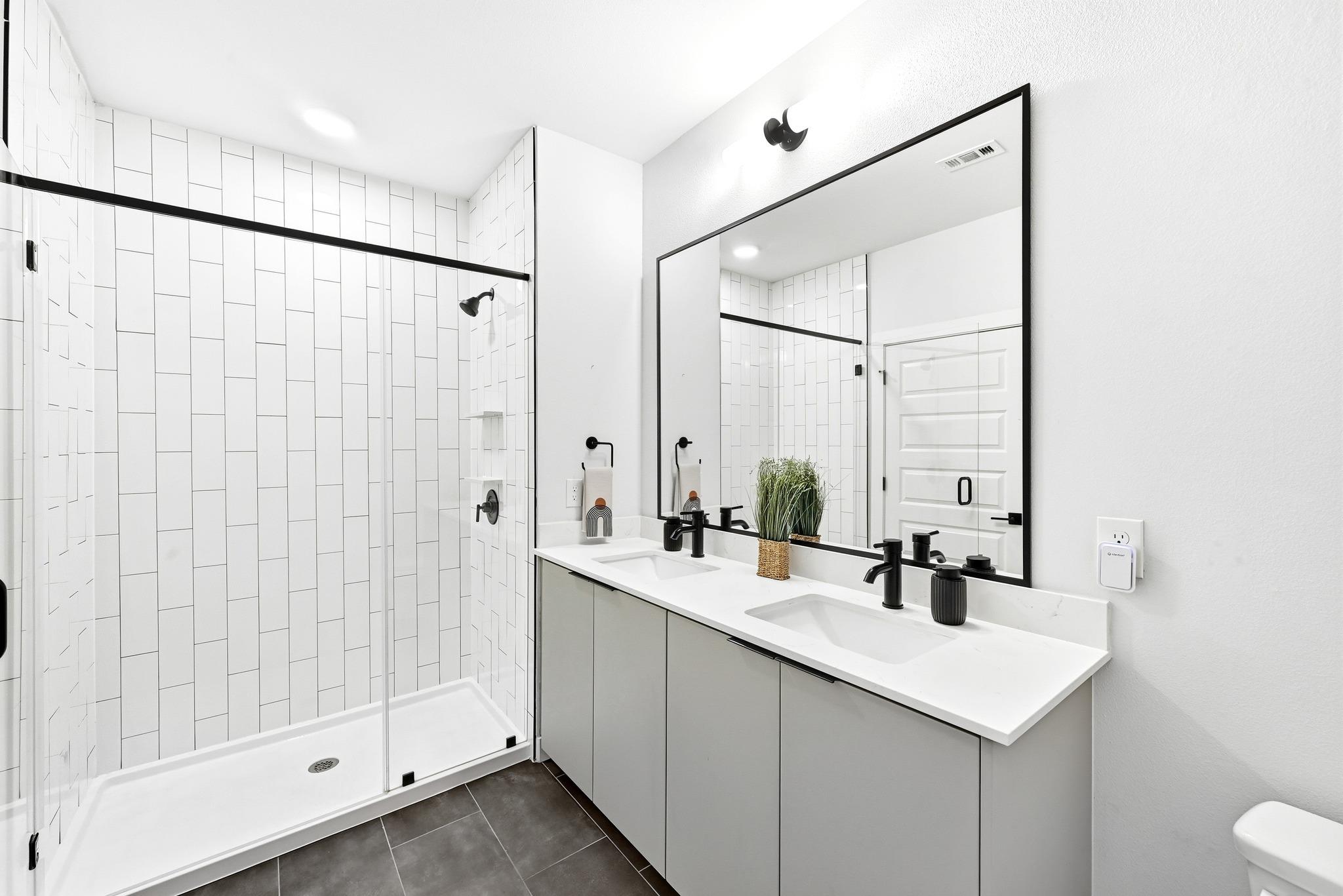 2500 Longview St # 103, Austin, TX 78705