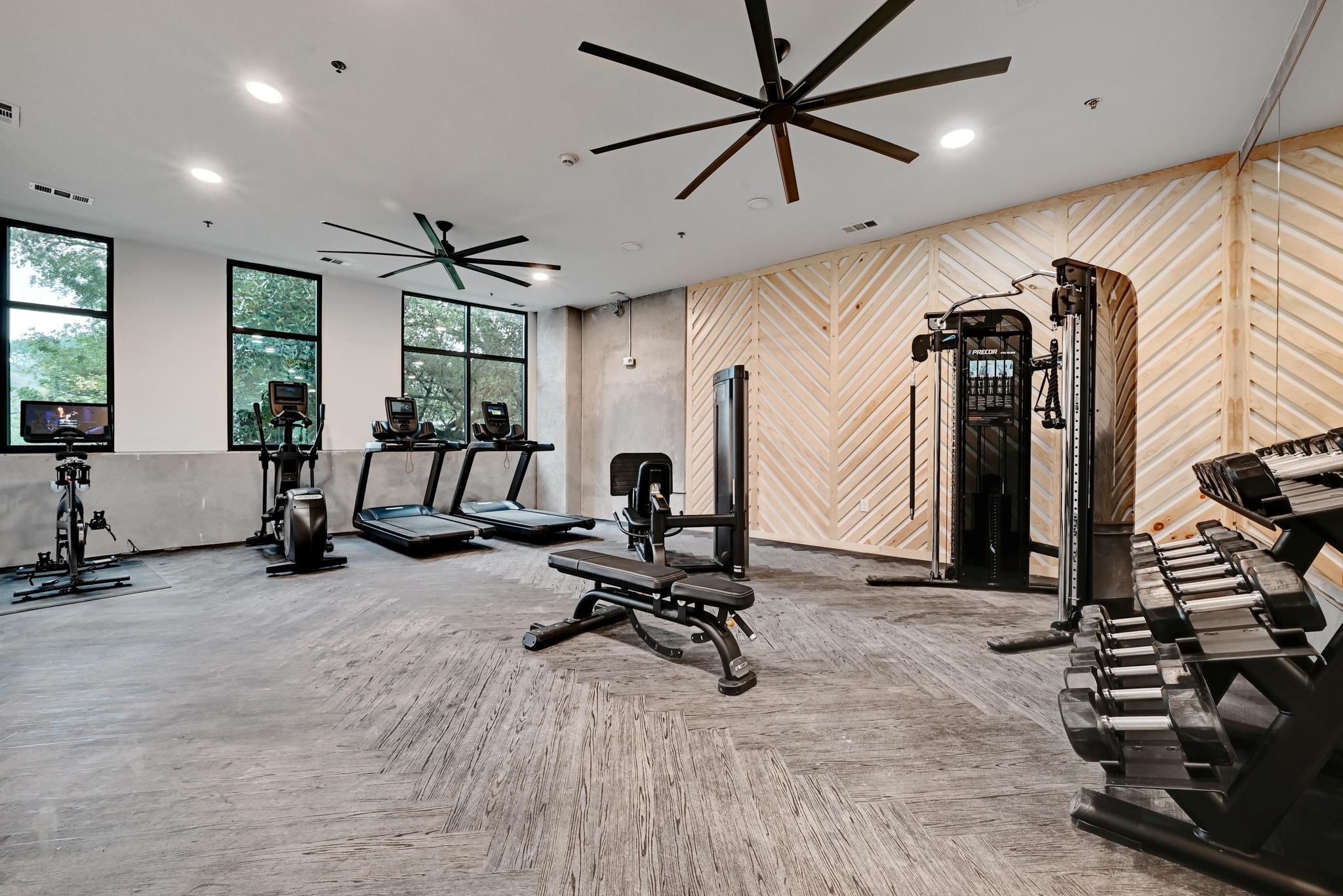 2500 Longview St # 103, Austin, TX 78705