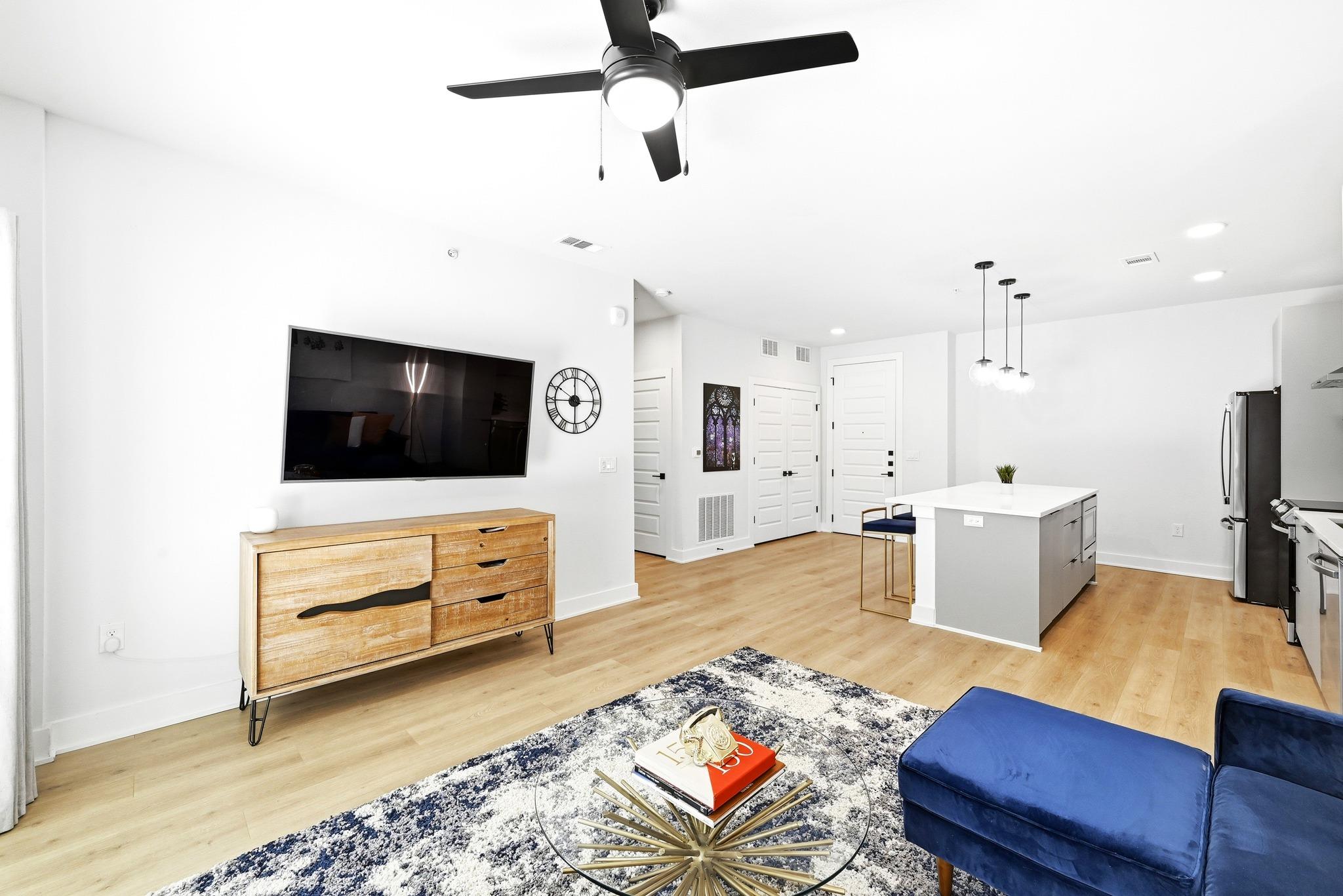 2500 Longview St # 103, Austin, TX 78705