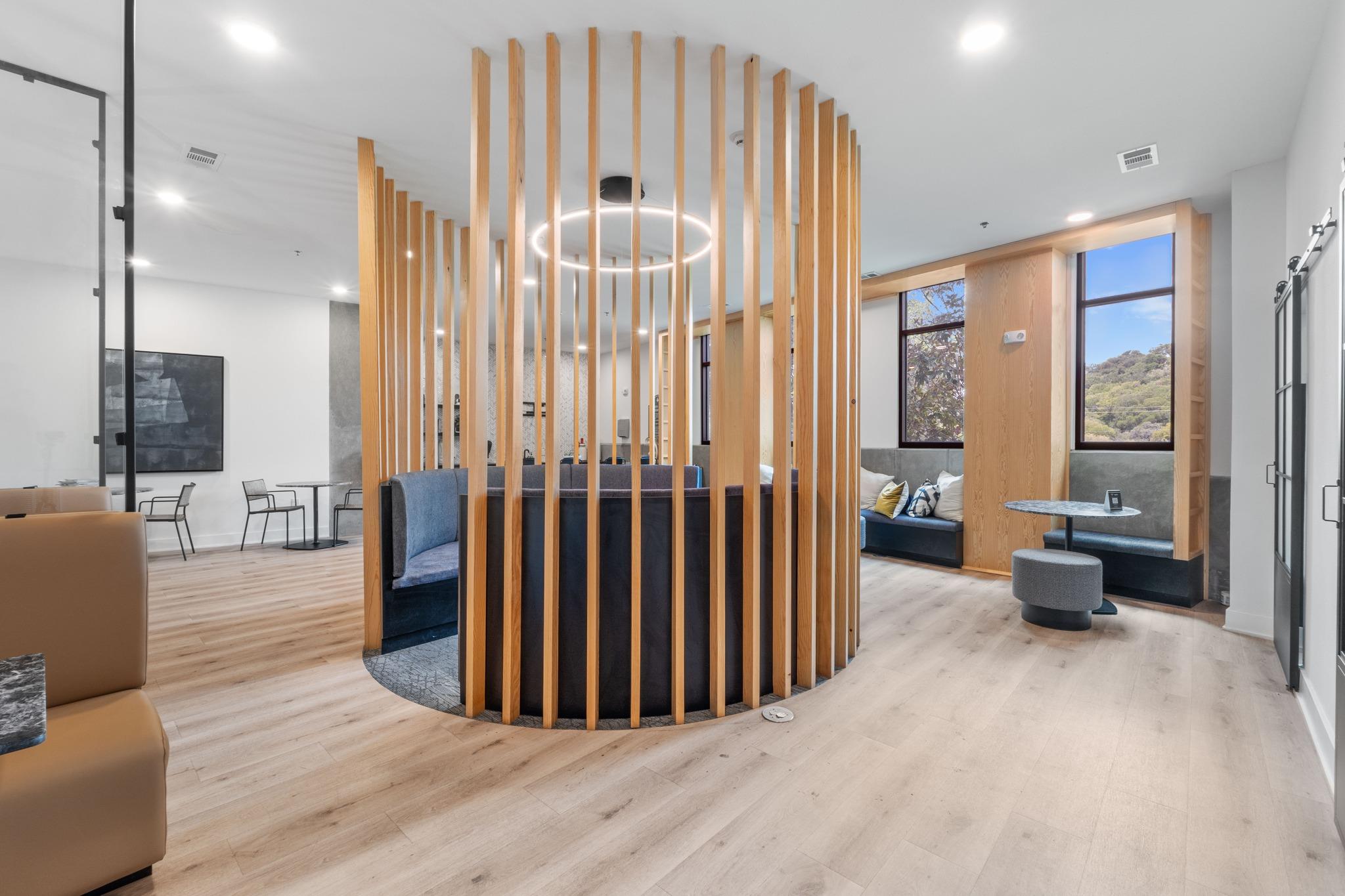 2500 Longview St # 103, Austin, TX 78705