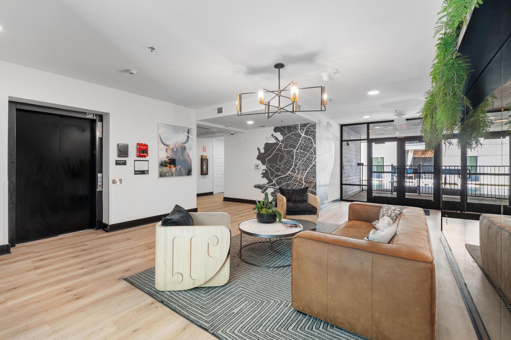 2500 Longview St # 103, Austin, TX 78705