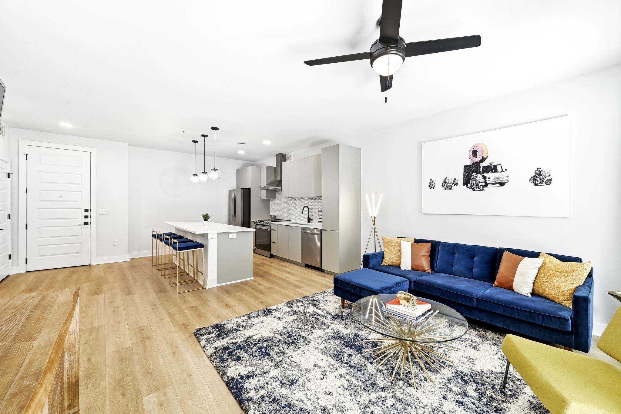 2500 Longview St # 103, Austin, TX 78705