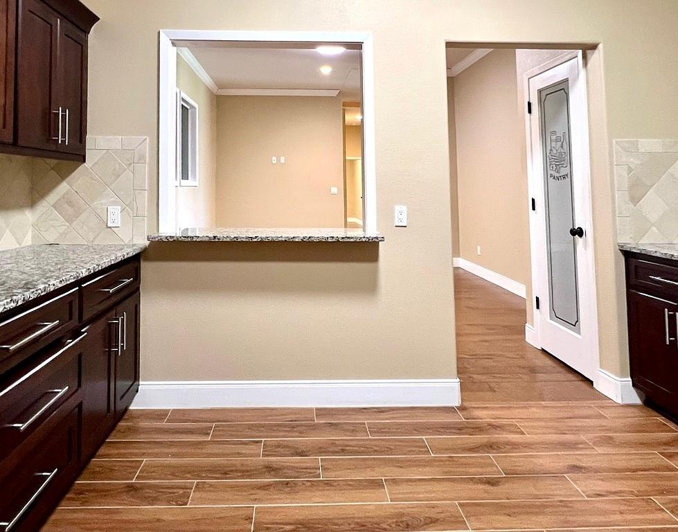 1417 W State Highway 71 # E, La Grange, TX 78945