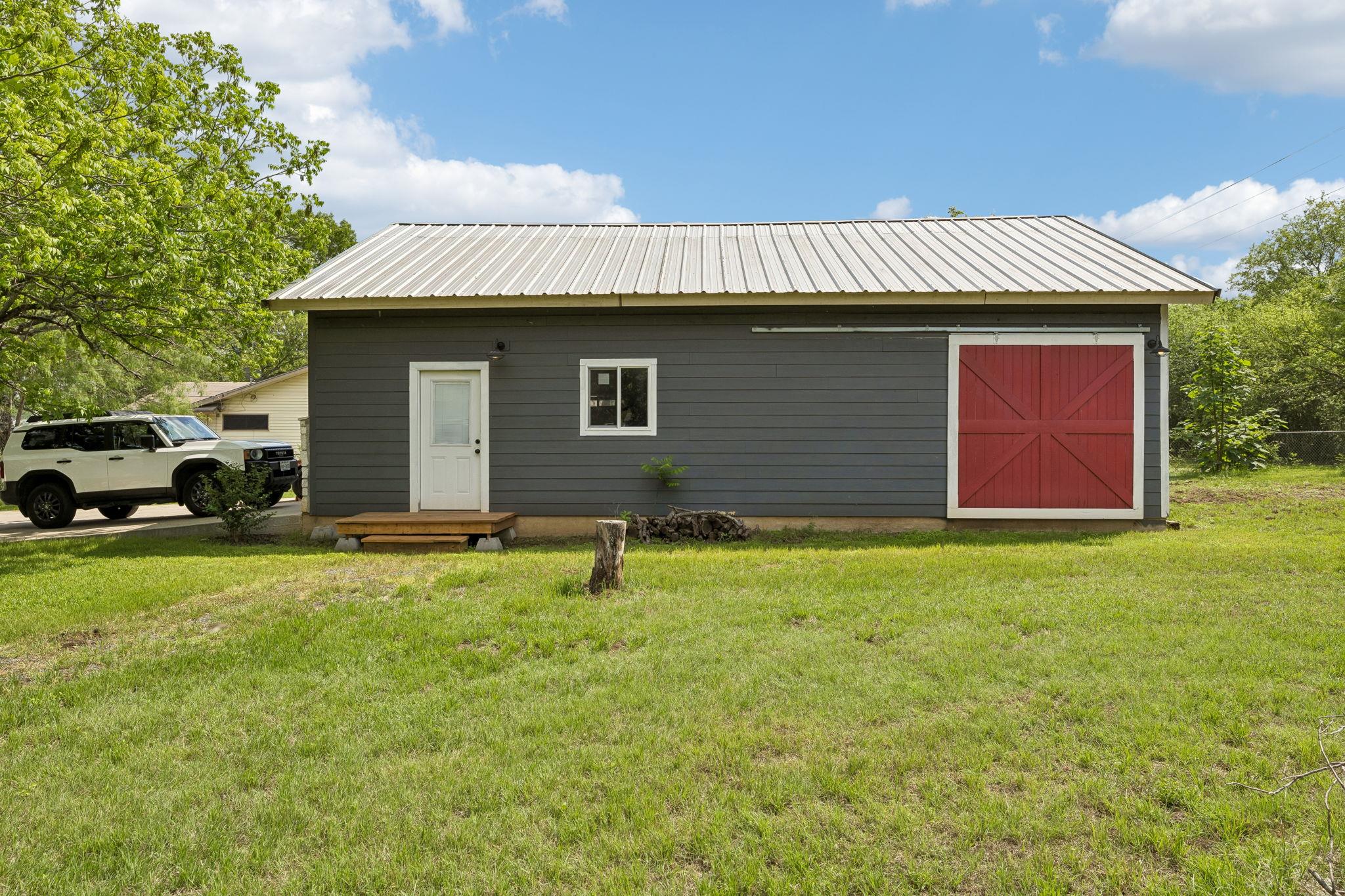 12747 Burson Dr, Manchaca, TX 78652