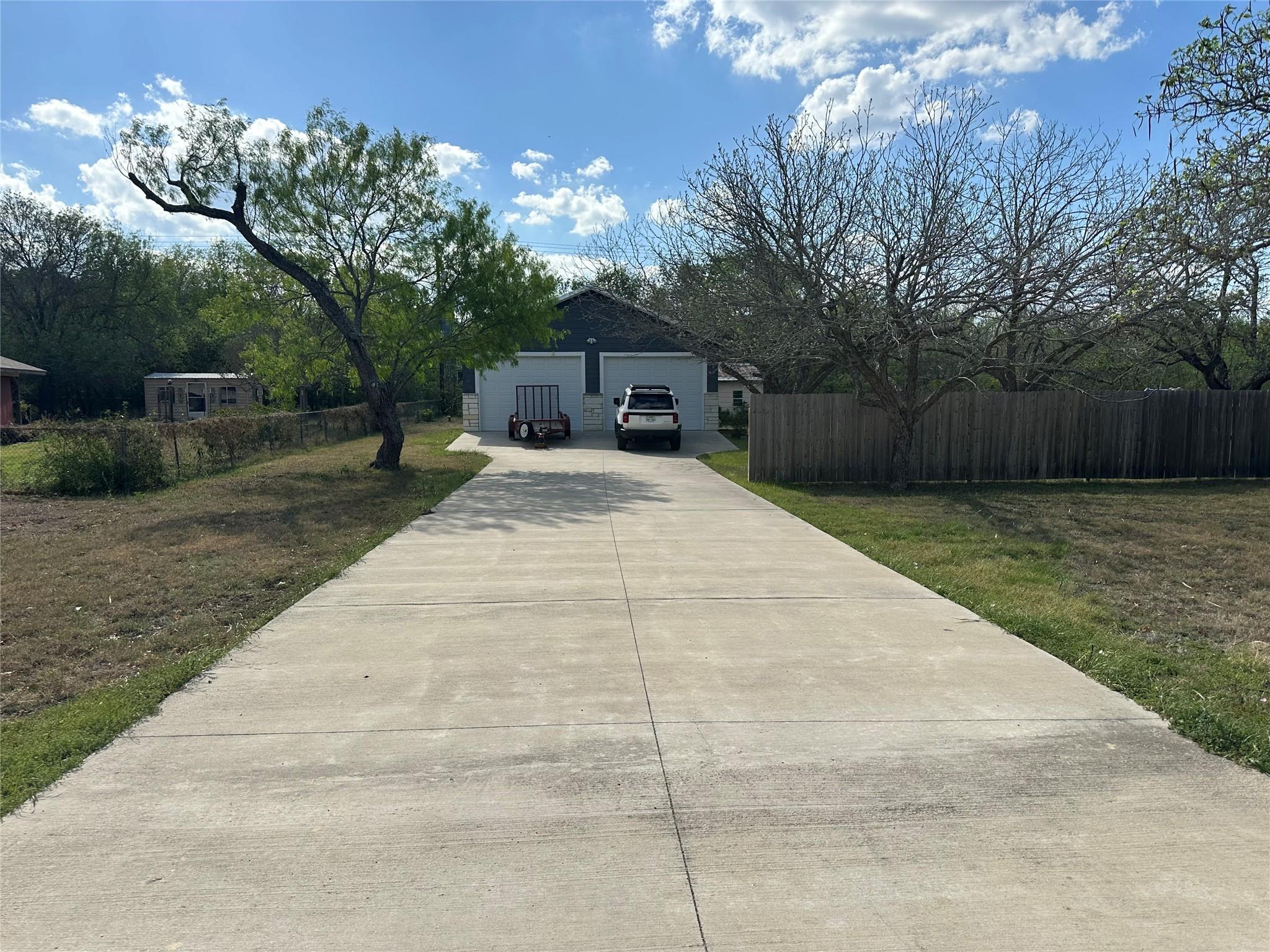 12747 Burson Dr, Manchaca, TX 78652