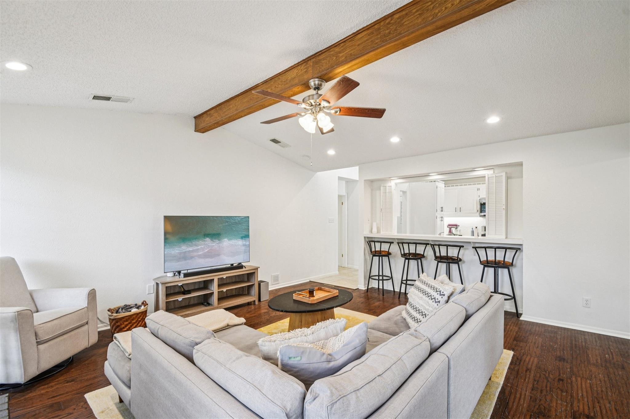 5833 Secrest Dr, Austin, TX 78759