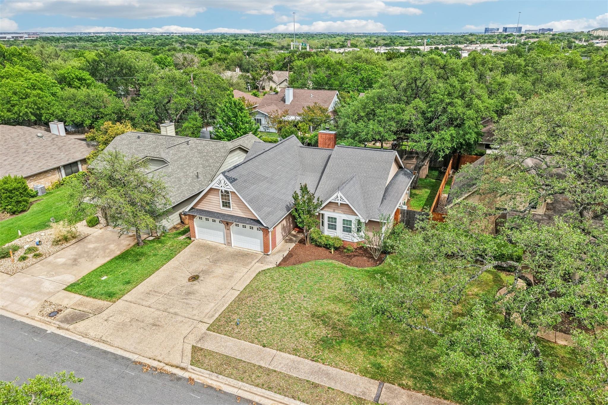 5833 Secrest Dr, Austin, TX 78759