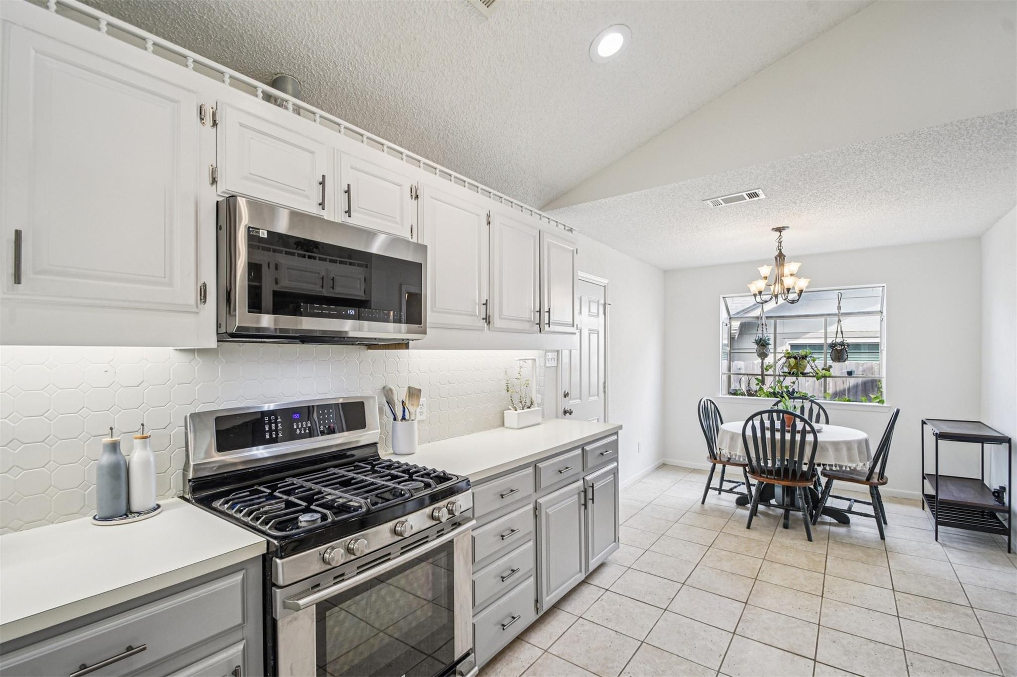 5833 Secrest Dr, Austin, TX 78759