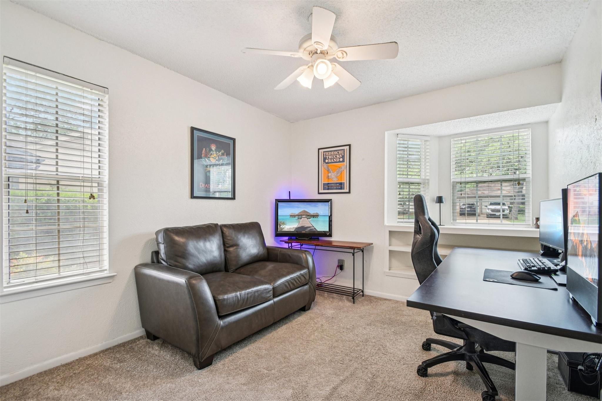 5833 Secrest Dr, Austin, TX 78759