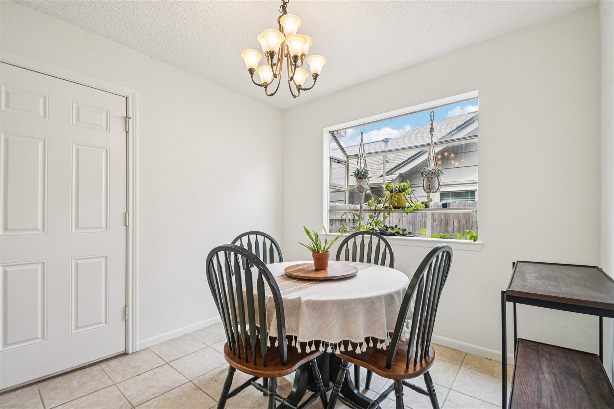 5833 Secrest Dr, Austin, TX 78759