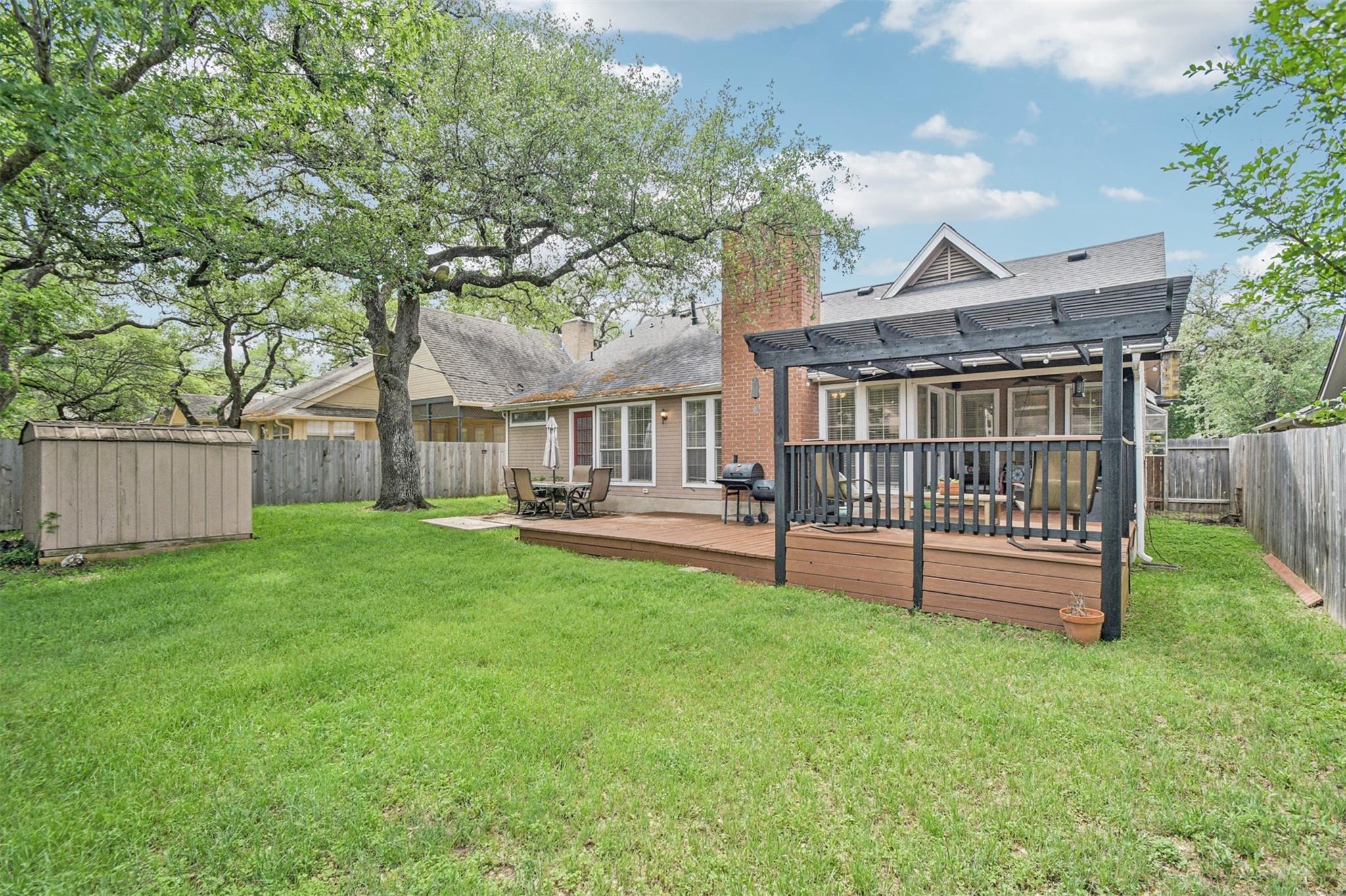 5833 Secrest Dr, Austin, TX 78759