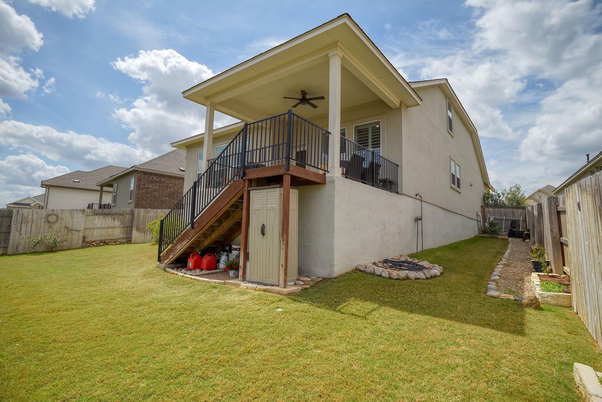 113 Cibolo Creek Loop, Bastrop, TX 78602