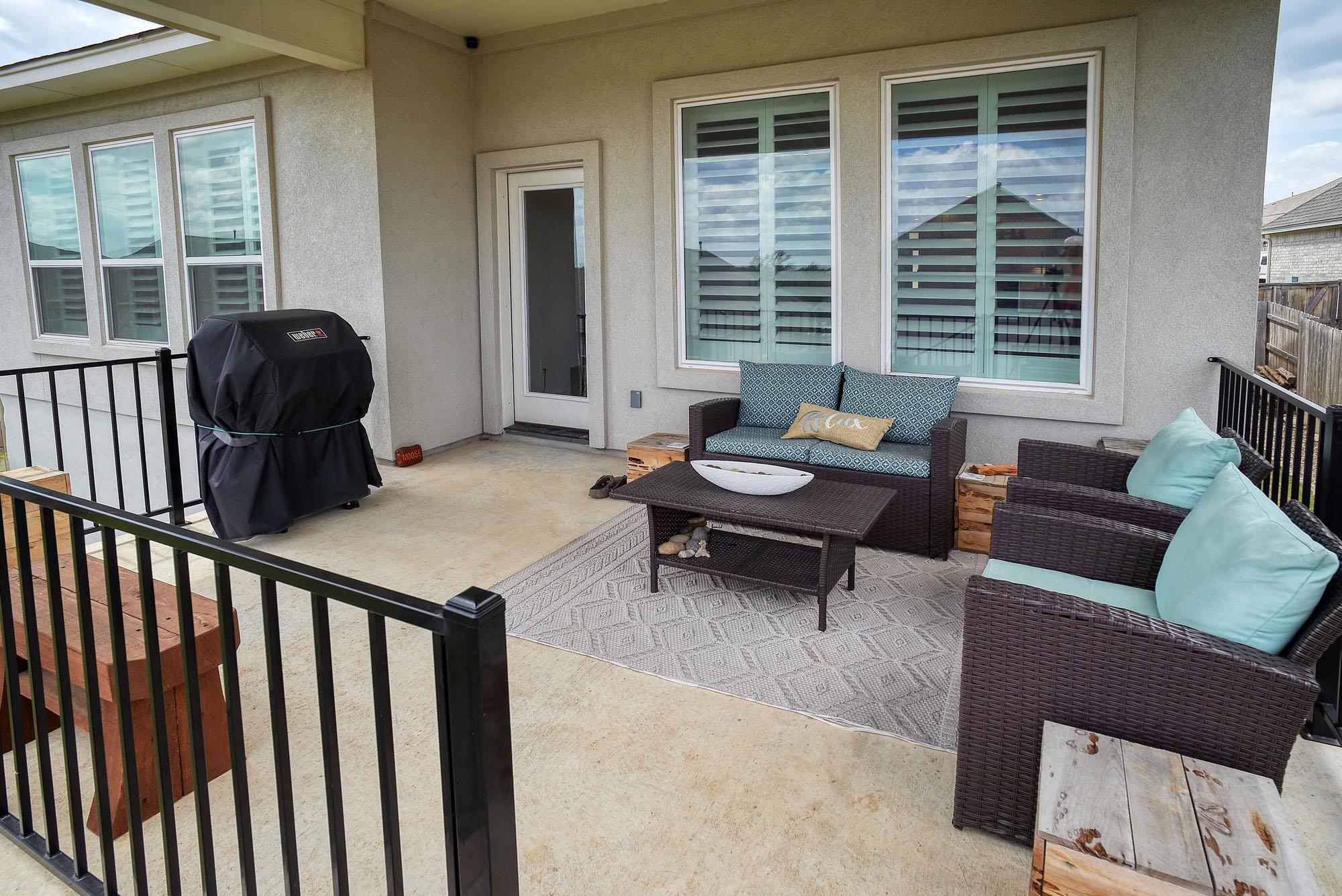 113 Cibolo Creek Loop, Bastrop, TX 78602