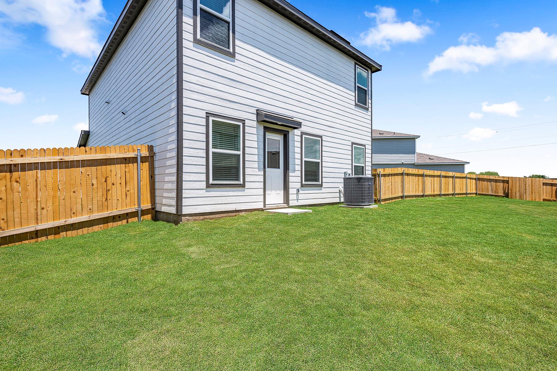 14500 Wahlbergs Way, Elgin, TX 78621