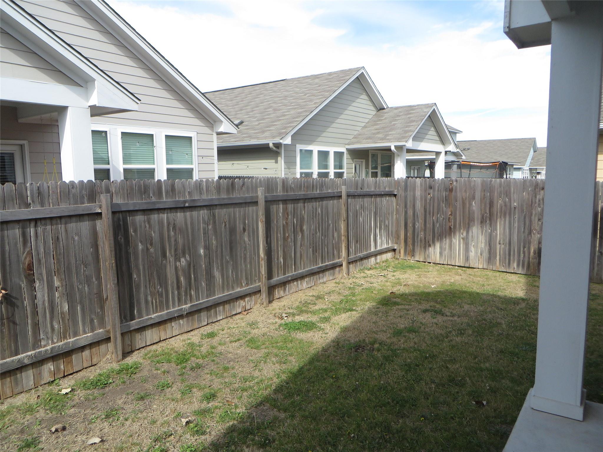 301 La Escalera Dr, Leander, TX 78641
