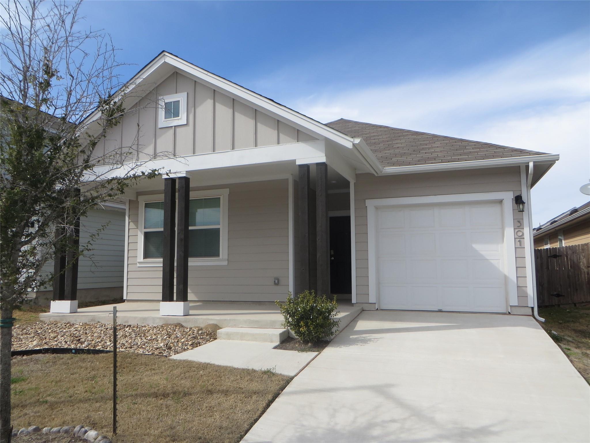 301 La Escalera Dr, Leander, TX 78641
